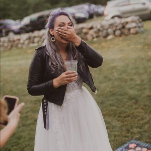 Meet your Posher, Isabella